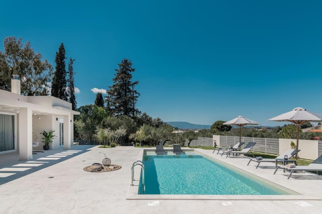Melissia Luxury Villa Каламакі Екстер'єр фото